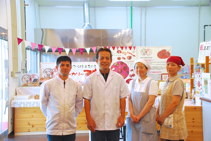 紅麹あまざけのスッタフ