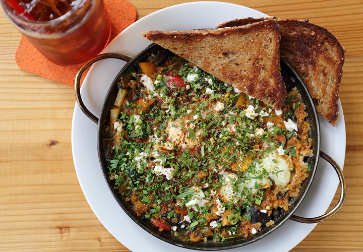 BETTER GIRシャクシュカ