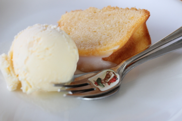 レモンを使ったケーキ