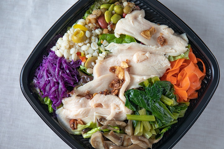 DELICATESSEN TRUNQ(デリカテッセン トランク)のサラダボウル