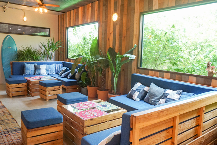 クラフトビール専門店「Island  brewing」店内