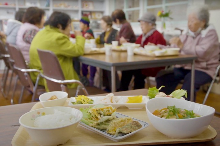 笑顔を持ち寄るみんなの食堂《かねまん食堂》