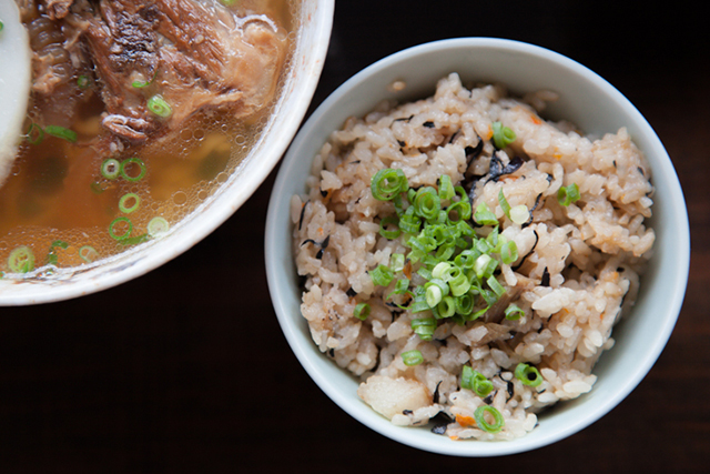 沖縄風炊き込みご飯「ジューシー」