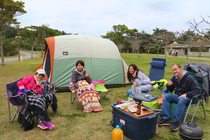 キャンプセットがレンタルできる！バンガローもパークゴルフも！東村の「つつじエコパーク」は東村の大自然を満喫できる穴場スポット