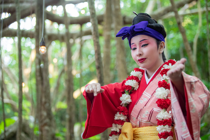 国内外に沖縄文化の魅力を伝える琉球舞踊家、福島千枝さん〈那覇市〉